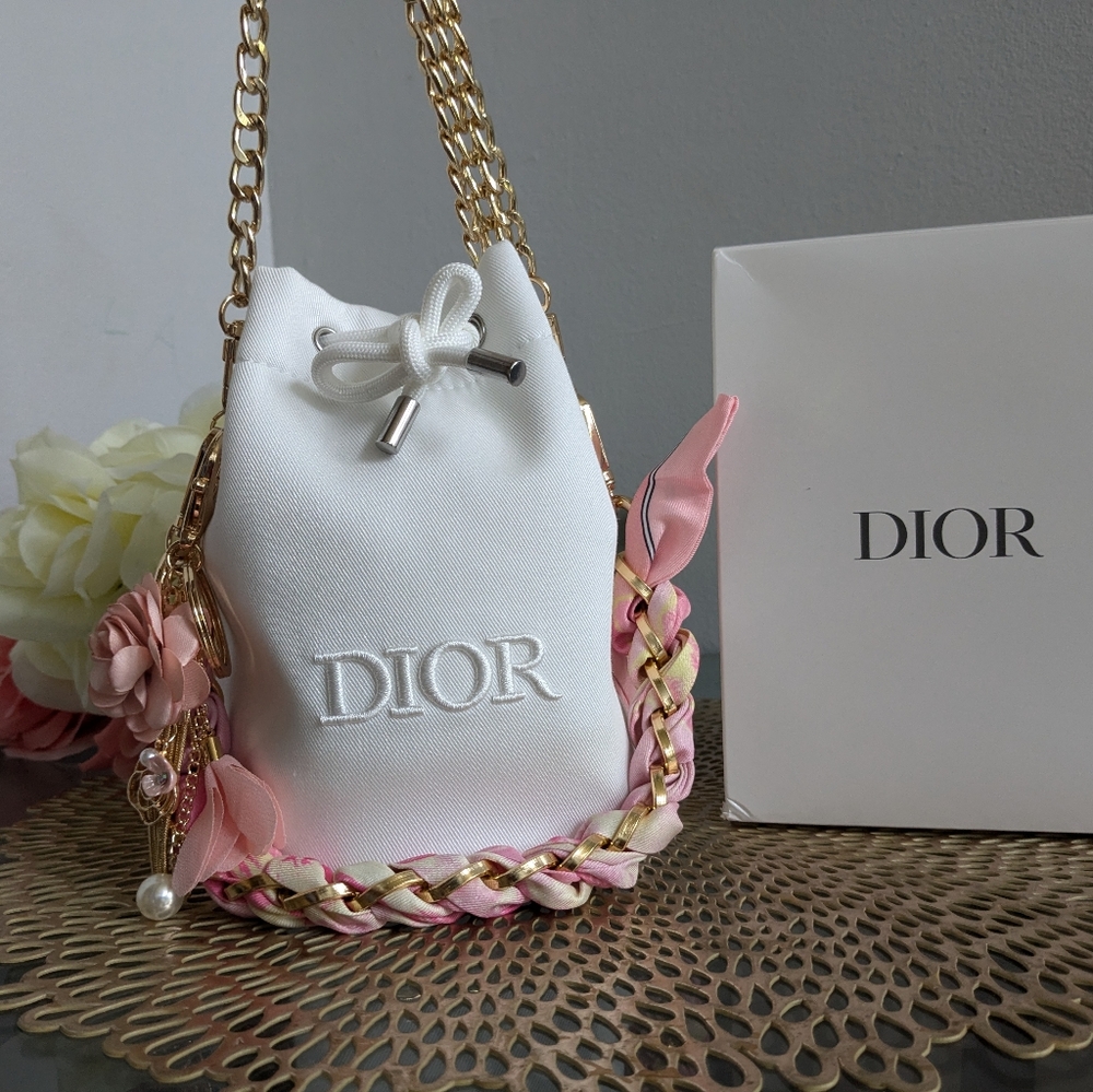 Dior pouch - Picture 6 of 16
